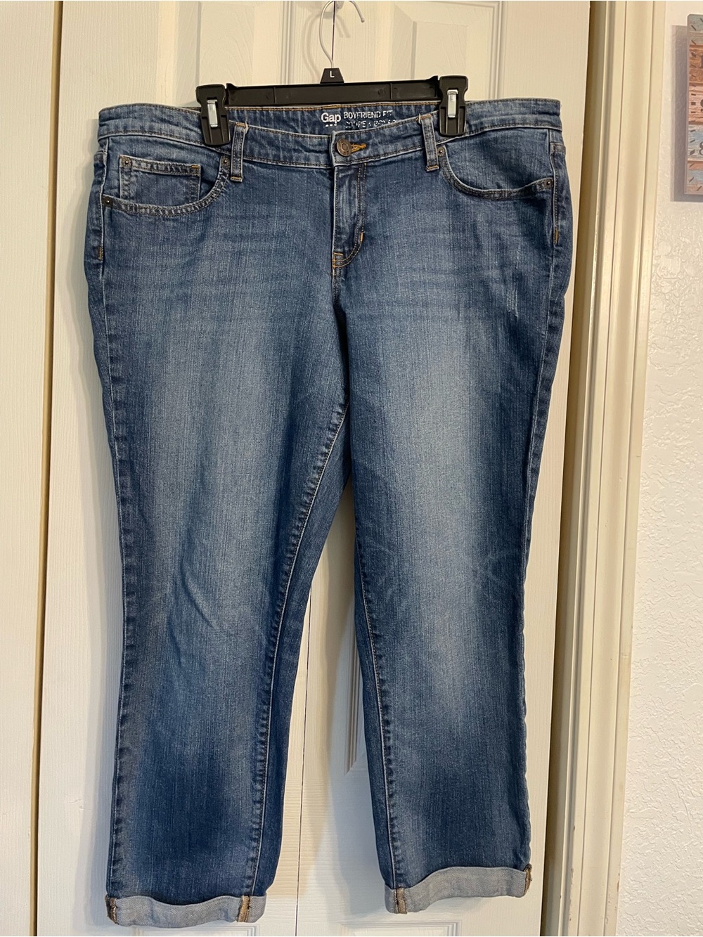 GAP Boyfriend Jeans in Medium Blue Wash
